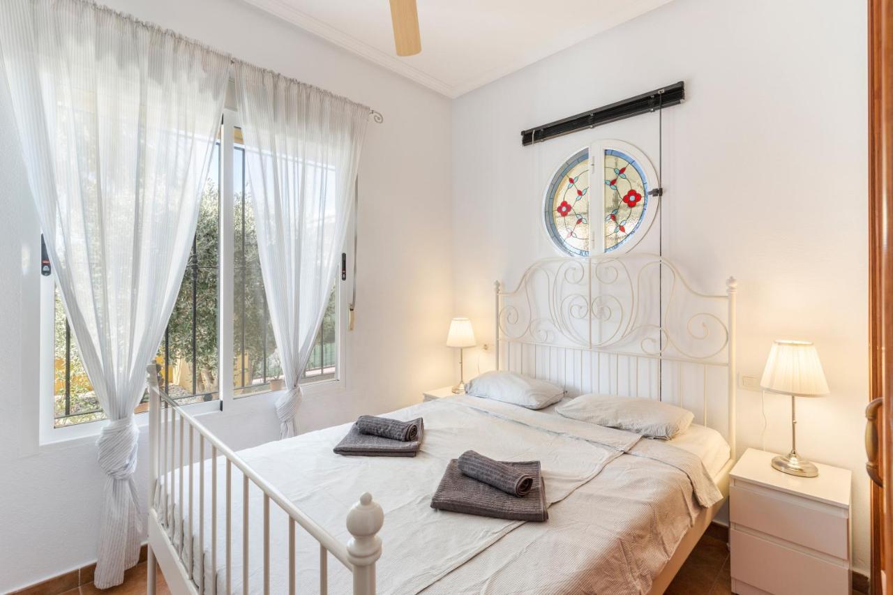 Villa Sueno มาซาร์รอน ภายนอก รูปภาพ